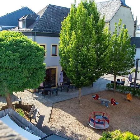 Suites, 2 Schlafzimmer Balkon * Bitburg