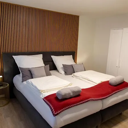 Suites, 2 Schlafzimmer Balkon *